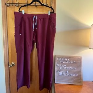 Figs Kade Burgundy XXL